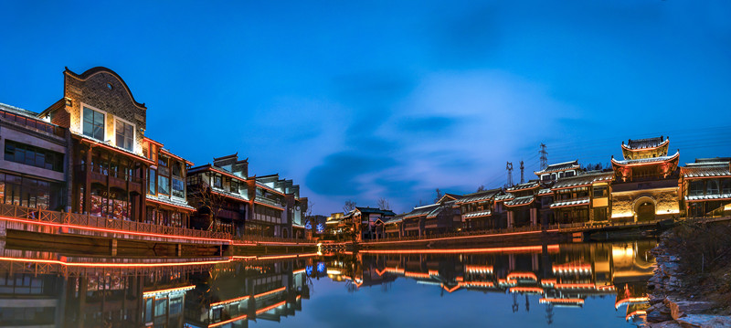 雙龍鎮 小鎮湖景_副本.jpg