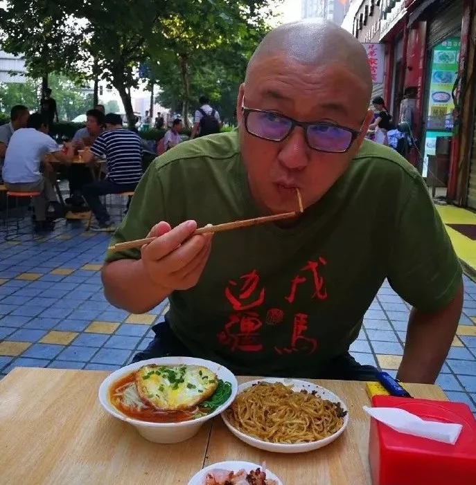 樊總路邊小吃.webp.jpg